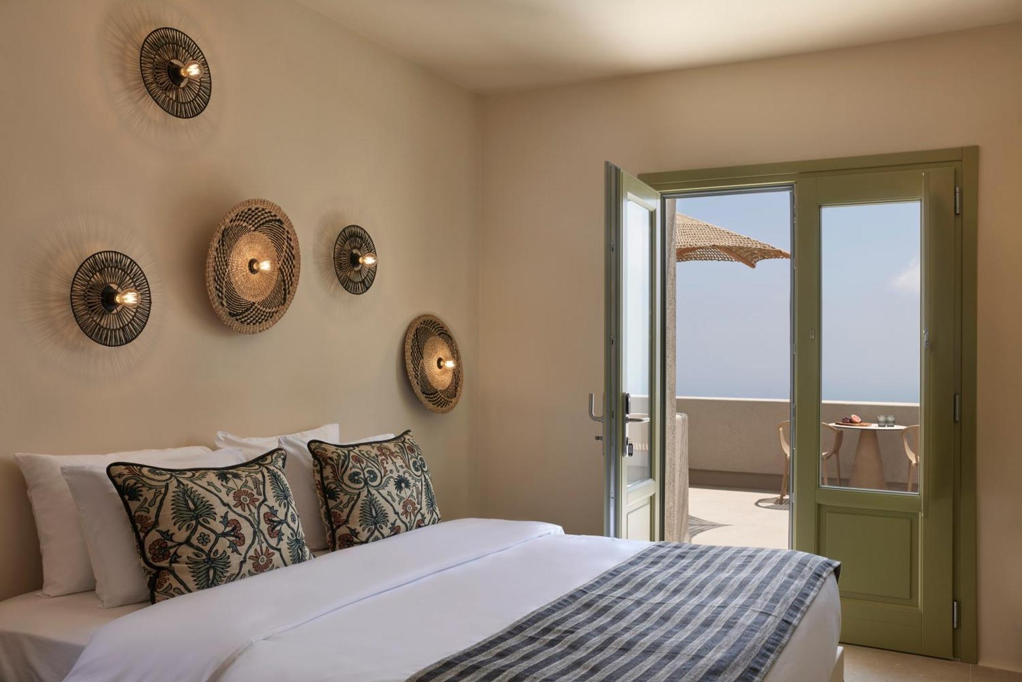 Aeon Suites - Adults Only Pýrgos Dış mekan fotoğraf