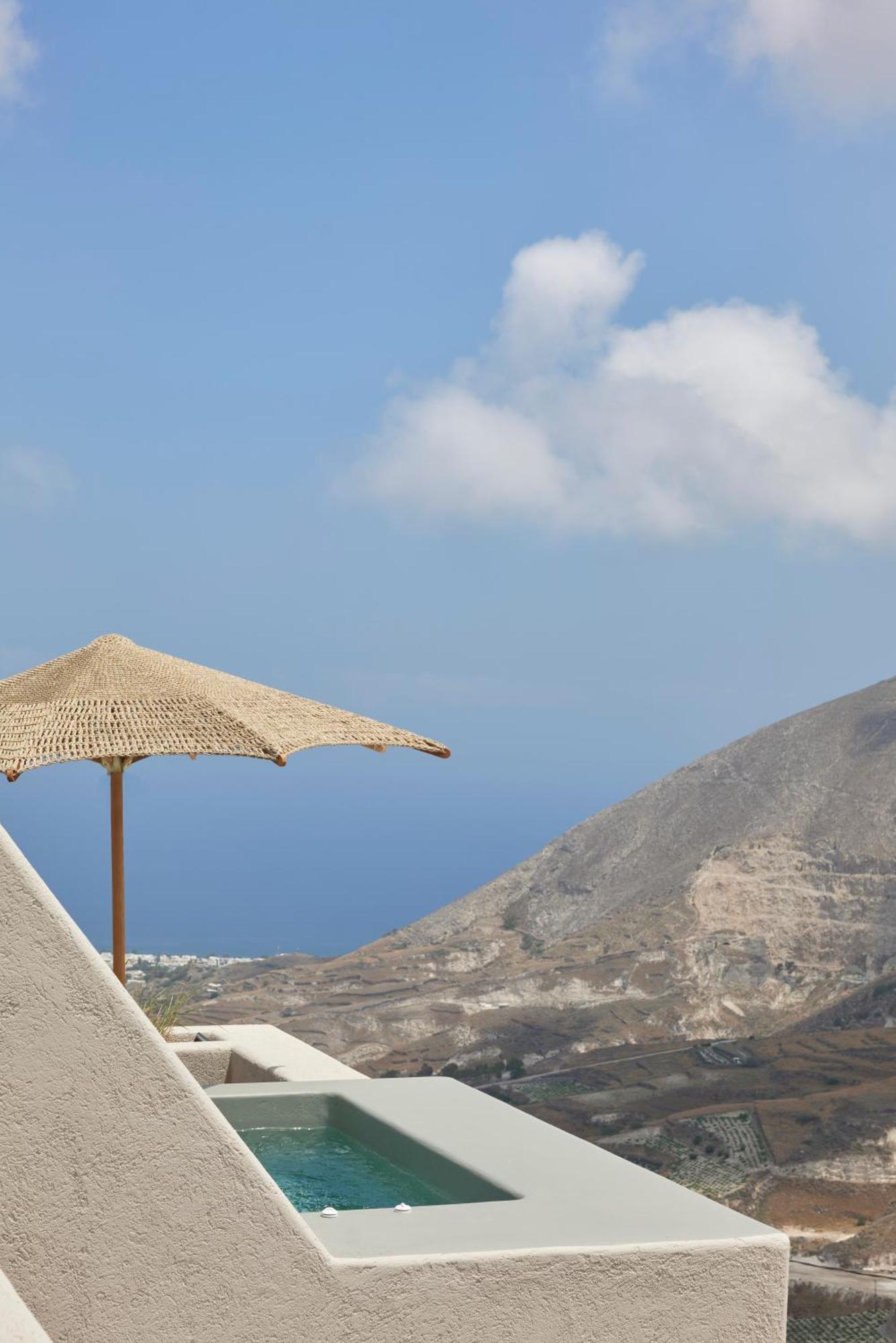 Aeon Suites - Adults Only Pýrgos Dış mekan fotoğraf