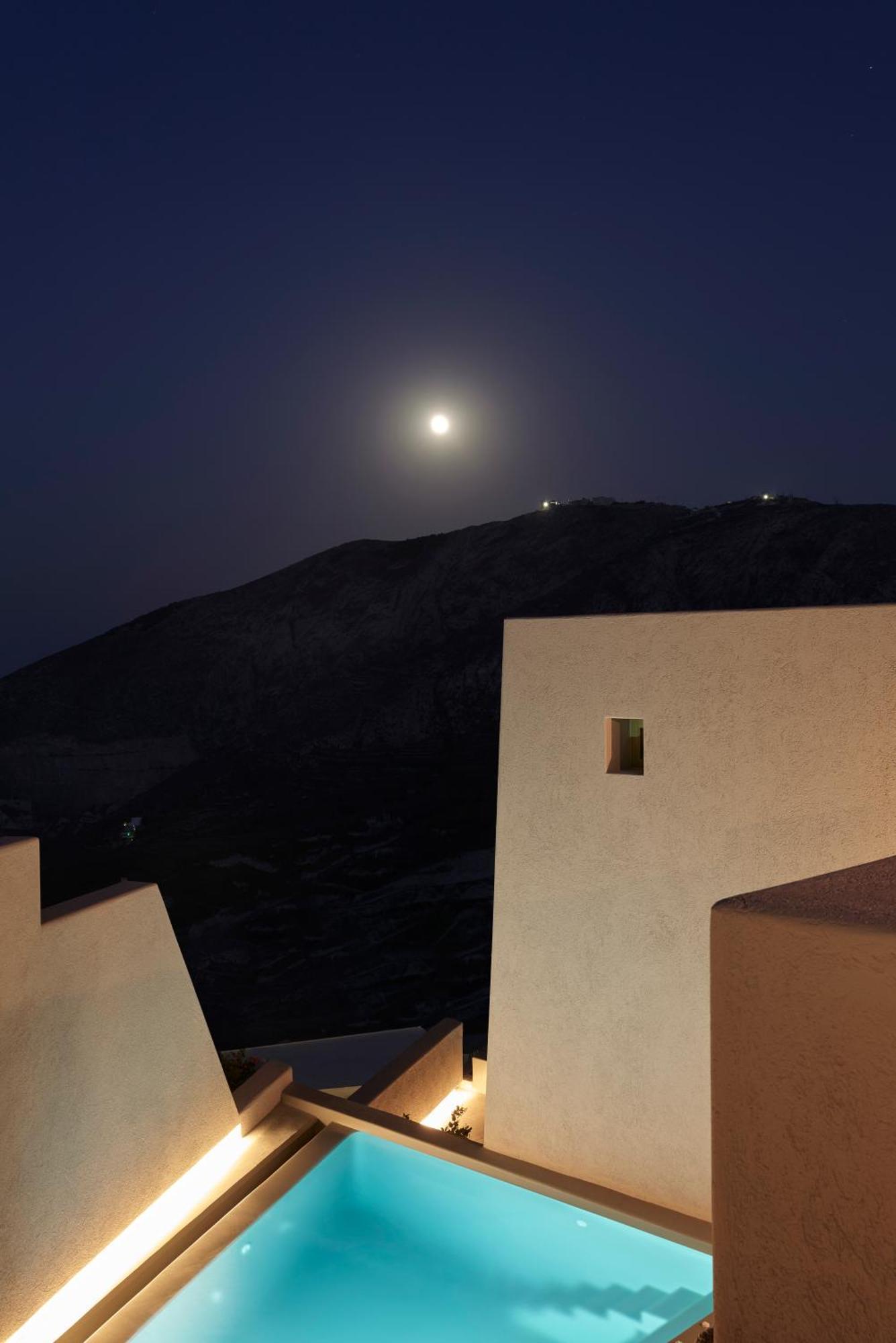 Aeon Suites - Adults Only Pýrgos Dış mekan fotoğraf